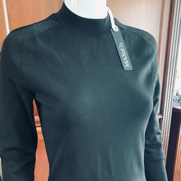 Max Mara black knit mock-neck top long sleeves sexy large cut-out at back Size L - Picture 7 of 12
